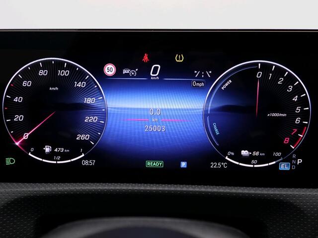 Mercedes-Benz A-KLASSE 250 e AMG Plug-In Hybride Trekhaak | AMG Line | Night Pakket | Alarm Klasse 3 | Dodehoekassistent | Distronic | Apple CarPlay | Sfeerverlichting. Inclusief 24 maanden Mercedes-Benz Certified garantie voor Europa.