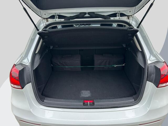 Mercedes-Benz A-KLASSE 250 e Business Solution AMG Limited | Stoelverwarming | Half leder | Camera