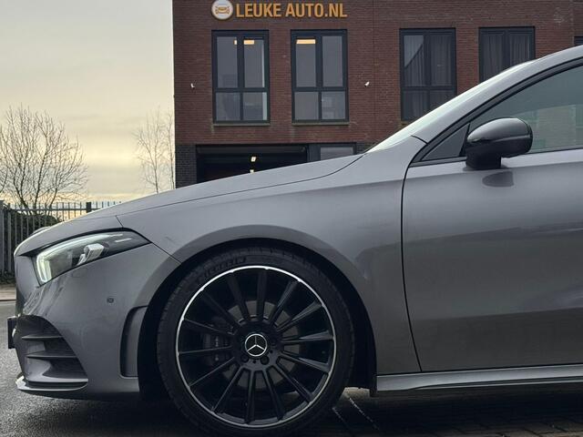 Mercedes-Benz A-KLASSE 200 163PK AMG Night Pano Sfeer Camera