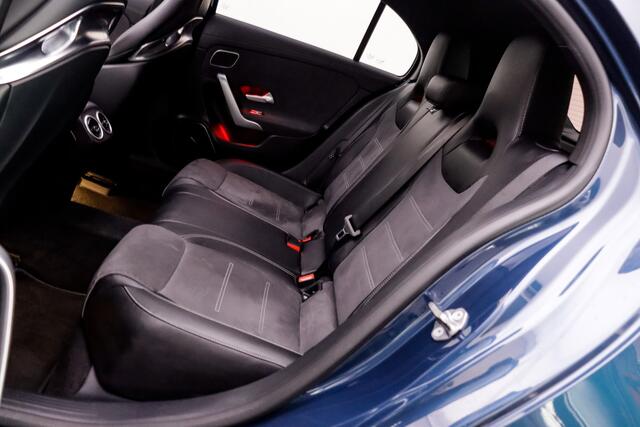 Mercedes-Benz A-KLASSE AMG 35 Edition 1 4MATIC PANO | BURMESTER | HEAD UP | AMBIANCE LIGHT | ACC | BLINDSPOT | LMV 19''