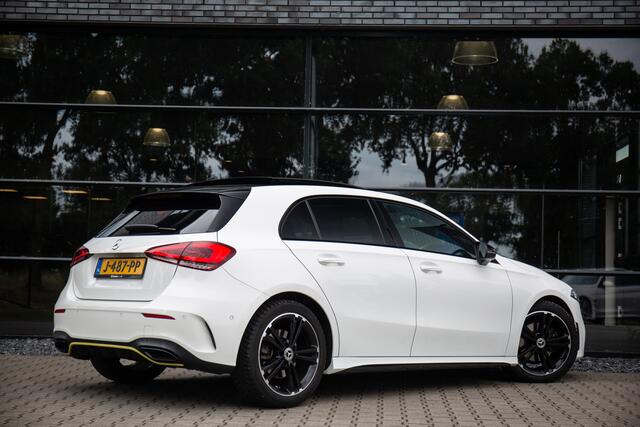 Mercedes-Benz A-KLASSE 200 Business Solution, Edition 1 AMG Upgrade , Pano dak, Adap. cruise, Sfeerverlichting,