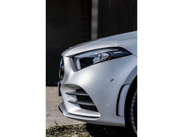 Mercedes-Benz A-KLASSE 250e AMG ** LED, MBUX+, 19-inch LMV, ADAPT. CRUISE, NIGHT PAKKET ** 1e EIG - UNFALLFREI - JUNGE STERNE ** ** INFORMEER OOK NAAR ONZE AANTREKKELIJKE FINANCIAL-LEASE TARIEVEN **