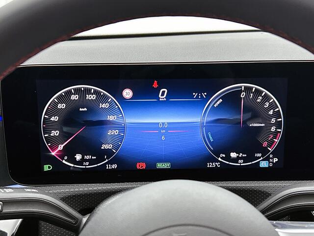 Mercedes-Benz A-KLASSE 250 e Business Solution AMG | Nightpakket | Smartphone-integratie | Panoramaschuifdak | Multibeam LED | Stoelverwarming voor | Sfeerverlichting | KEYLESS-GO |