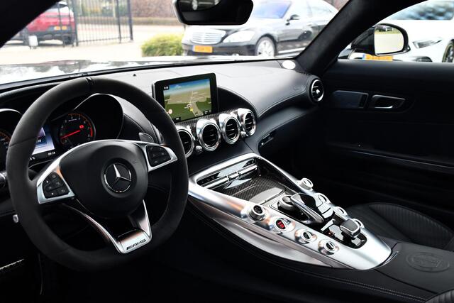 Mercedes-Benz AMG-GT 4.0 S