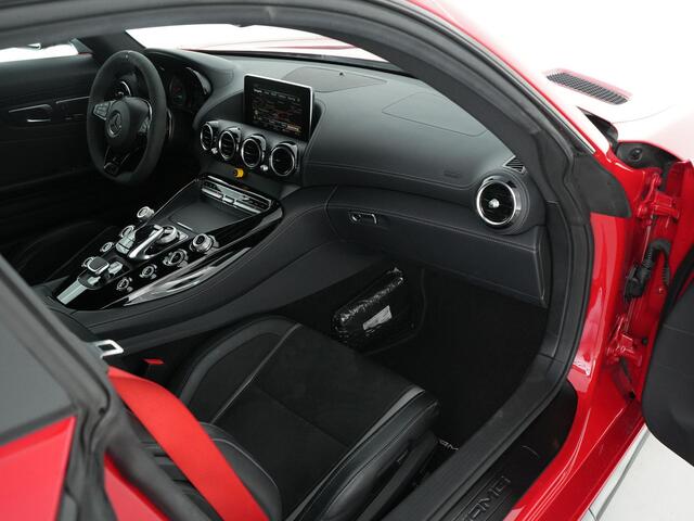 Mercedes-Benz AMG-GT R 4.0 585pk |Org. NL|PPF|carbon dak|Burmester|schaalstoelen|achteras besturing|memory|LED|night package|stoelverwarming|parkeercamera|