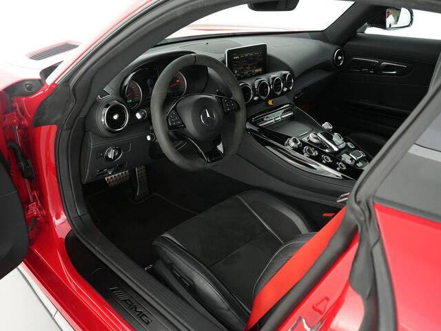 Mercedes-Benz AMG-GT R 4.0 585pk |Org. NL|PPF|carbon dak|Burmester|schaalstoelen|achteras besturing|memory|LED|night package|stoelverwarming|parkeercamera|