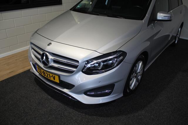 Mercedes-Benz B-KLASSE 180 AMBITION NAP! AUTOMAAT NAVI CRUISE PDC ALL-IN PRIJS!