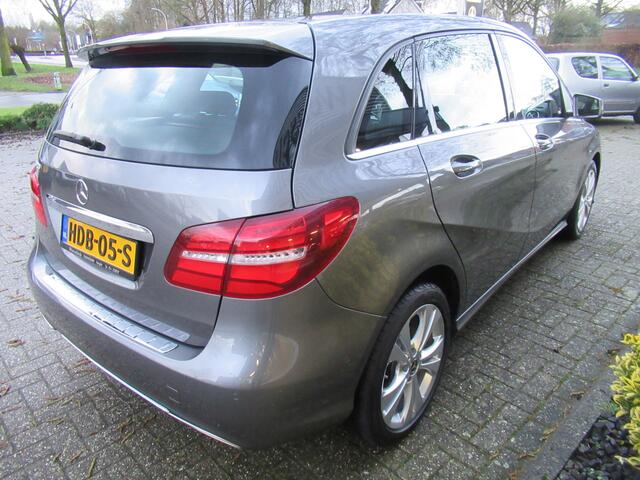 Mercedes-Benz B-KLASSE 200 Ambition/Automaat