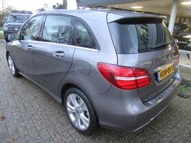 Mercedes-Benz B-KLASSE 200 Ambition/Automaat
