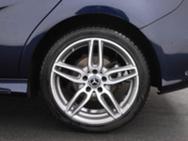 Mercedes-Benz B-KLASSE 180 Ambition Automaat met comfort onderstel