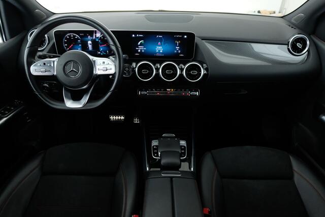 Mercedes-Benz B-KLASSE 180 Business Solution AMG | CLIMA | STOELVERW. | NAVI - CARPLAY | CAMERA |