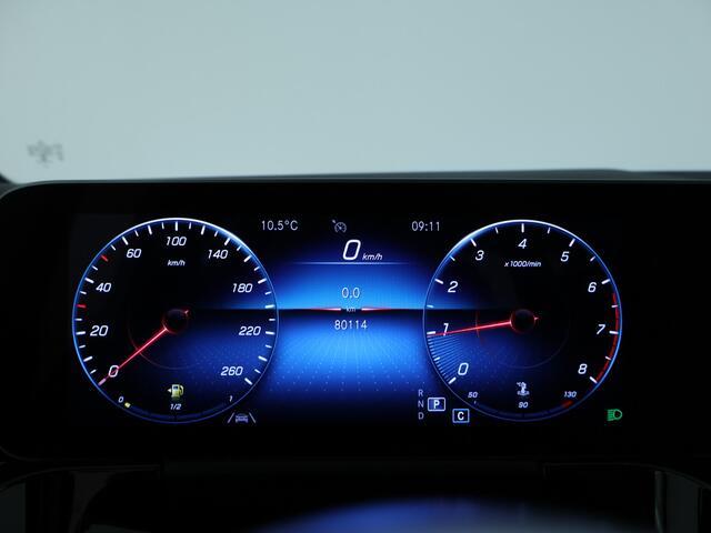 Mercedes-Benz B-KLASSE 180 Business Solution AMG | AMG Line | Panorama Schuif-Kanteldak | EASY PACK achterklep | Achteruitrijcamera | Inclusief 24 maanden Mercedes-Benz Certified garantie voor Europa.