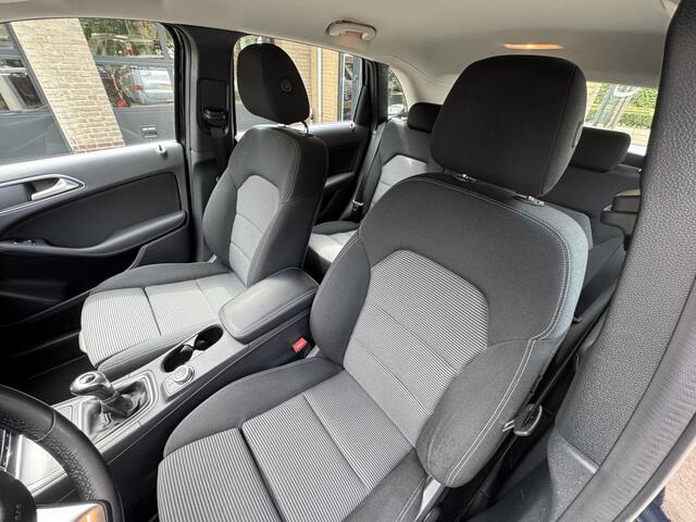 Mercedes-Benz B-KLASSE 160 Ambition Navi Climate Control