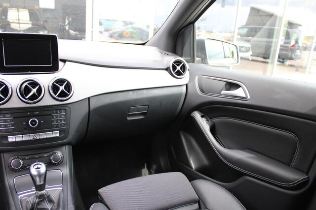 Mercedes-Benz B-KLASSE 180 | Trekhaak | Cruise |