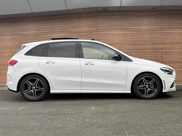 Mercedes-Benz B-KLASSE 180 AMG Line Panodak / Navi / Clima / Sfeer / Comfortstoelen