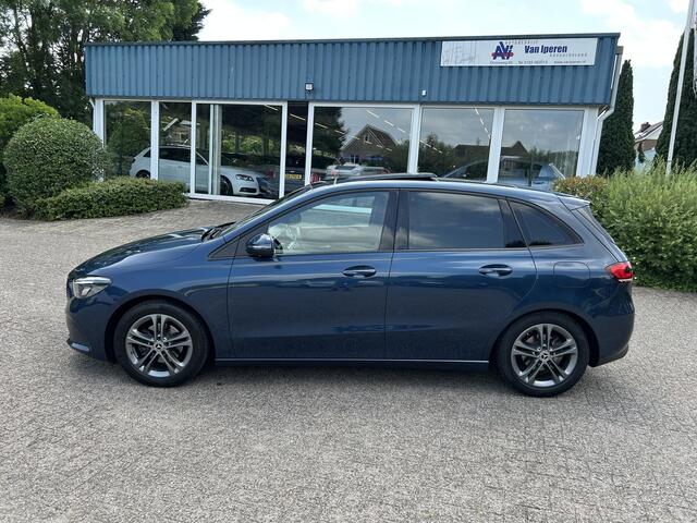 Mercedes-Benz B-KLASSE 180 Advantage Automaat Panoramadak