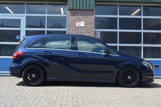 Mercedes-Benz B-KLASSE 180 AMG | AUT - CAMERA - STOELVERW