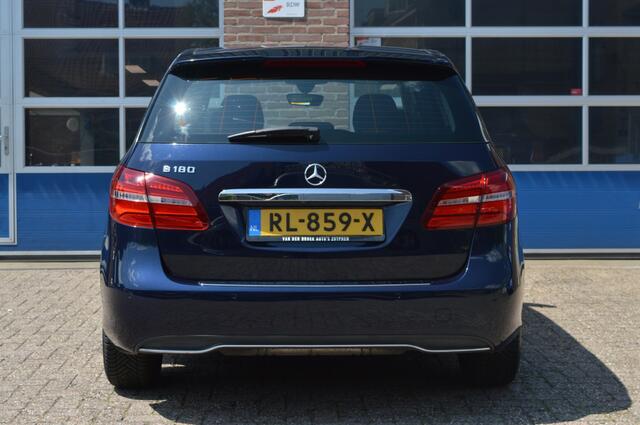 Mercedes-Benz B-KLASSE 180 AMG | AUT - CAMERA - STOELVERW