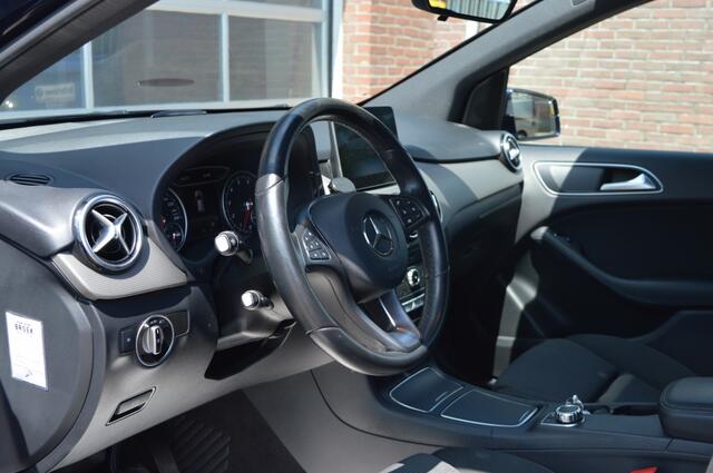 Mercedes-Benz B-KLASSE 180 AMG | AUT - CAMERA - STOELVERW