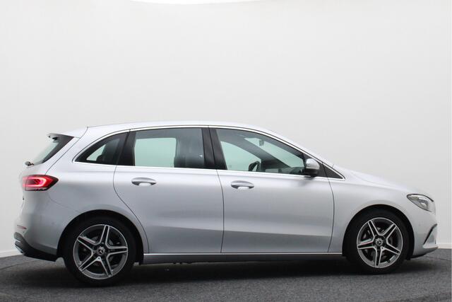 Mercedes-Benz B-KLASSE 180 Launch Edition