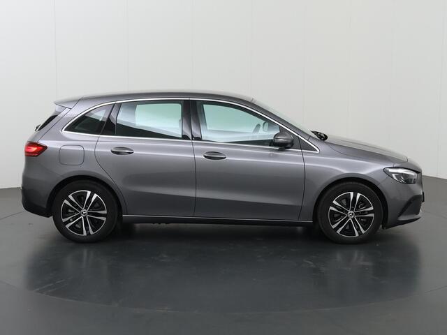 Mercedes-Benz B-KLASSE 250 e Business Line | Apple carplay | Verwarmd stuur | Elektrische achterklep |