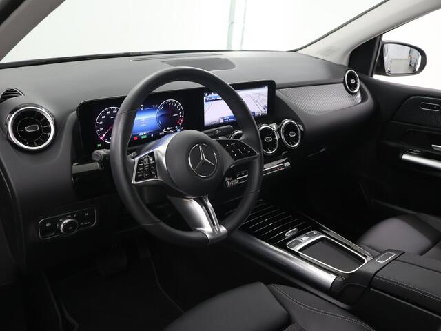 Mercedes-Benz B-KLASSE 250 e Business Line | Apple carplay | Verwarmd stuur | Elektrische achterklep |