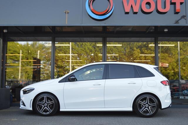 Mercedes-Benz B-KLASSE 200 AMG Led Panorama Memory Distronic Camera Night Augmented Pdc