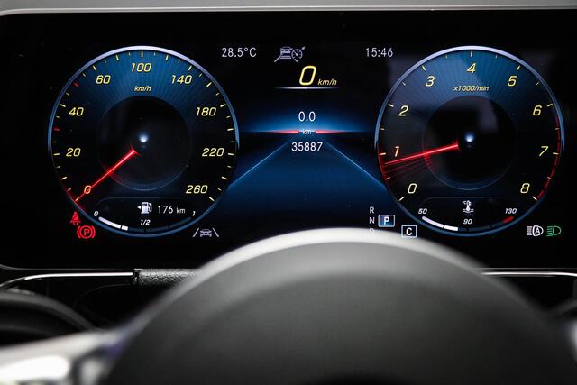 Mercedes-Benz B-KLASSE 200 Business Solution AMG | PANORAMADAK | SFEERVERLICHTING | APPLE | CAMERA