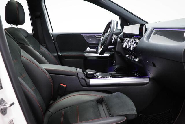 Mercedes-Benz B-KLASSE 200 Business Solution AMG | PANORAMADAK | SFEERVERLICHTING | APPLE | CAMERA