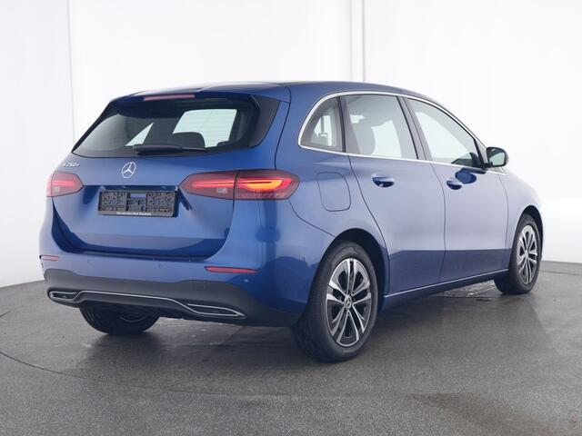 Mercedes-Benz B-KLASSE 250 e Face Lift Plug-In Hybride Trekhaak | Ledkoplampen | Stuur en Stoelverwarming | 11kW Laden | Achteruitrijcamera. Inclusief 48 maanden MB Certified garantie voor Europa.