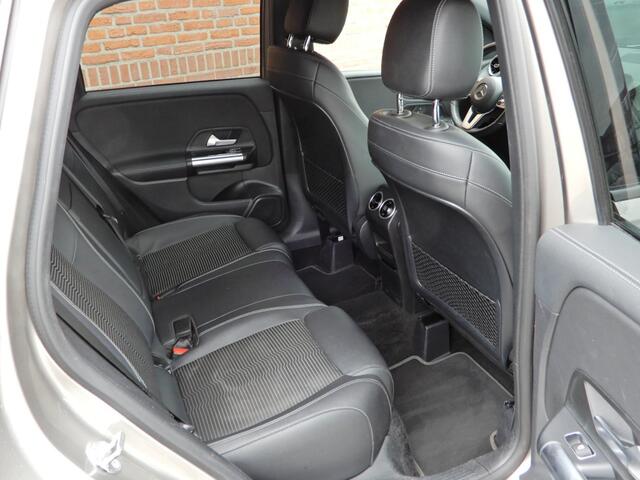 Mercedes-Benz B-KLASSE 200 BUSINESS SOLUTION AMG automaat
