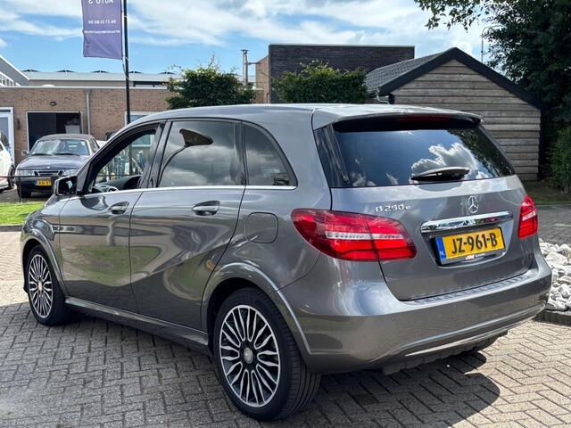 Mercedes-Benz B-KLASSE 250 e Prestige 28 kWh NL Auto Leer Xenon 2016