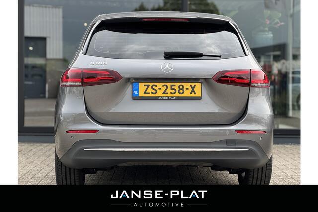 Mercedes-Benz B-KLASSE 180 AUT Business Solution | Camera | Elektrische achterklep | NL-AUTO