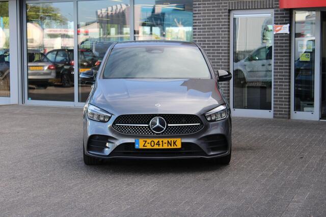 Mercedes-Benz B-KLASSE 180 Star Edition AMG Line NL Auto!!