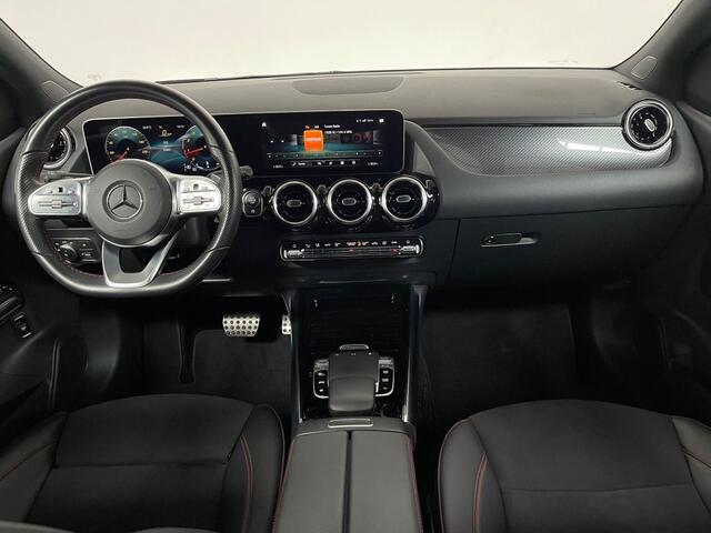 Mercedes-Benz B-KLASSE 180 Bus. Sol. AMG