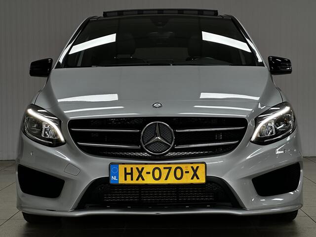 Mercedes-Benz B-KLASSE 180 AMG Night Edition Plus/ Open Pano-Dak!/ Automaat/ LED Koplampen/ Trekhaak!/ 18''LMV/ Half-LEDER/ Clima/ Navi/ Cruise/ Bluetooth/ Multi.LEDER.Stuur/ Flippers/ Elek.Pakket/ PDC V+A.