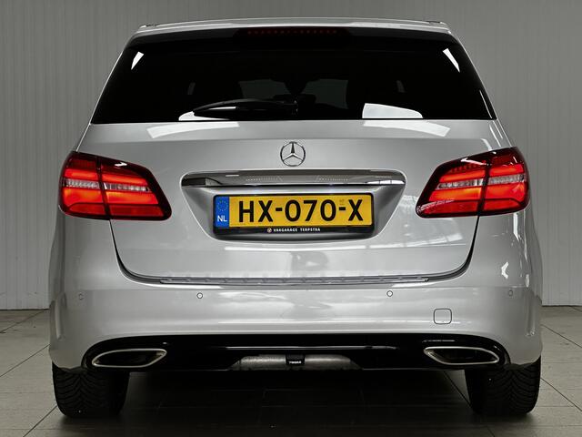 Mercedes-Benz B-KLASSE 180 AMG Night Edition Plus/ Open Pano-Dak!/ Automaat/ LED Koplampen/ Trekhaak!/ 18''LMV/ Half-LEDER/ Clima/ Navi/ Cruise/ Bluetooth/ Multi.LEDER.Stuur/ Flippers/ Elek.Pakket/ PDC V+A.