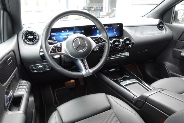 Mercedes-Benz B-KLASSE 180 BNS SOLUTION Mild Hybrid