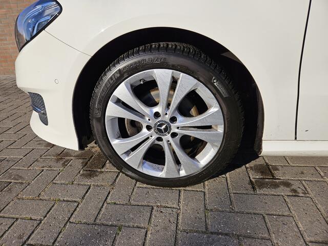 Mercedes-Benz B-KLASSE 220 4MATIC