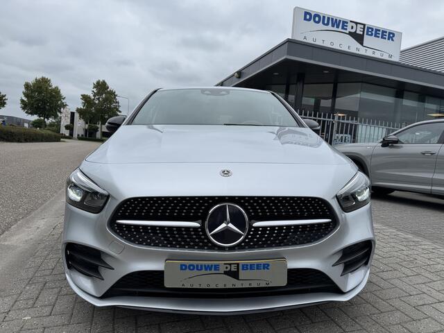 Mercedes-Benz B-KLASSE 180 Business Solution AMG Trekhaak | Night | Elekt. Klep | Stoelverw. | Camera