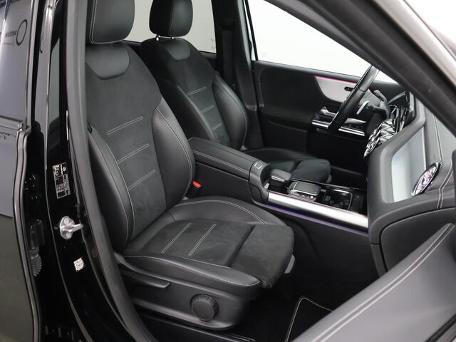 Mercedes-Benz B-KLASSE 250 e AMG Line | AMG | Night pakket | Sfeerverlichting | Stoelverwarming | LED | Achteruitrijcamera | Apple carplay/Android auto |