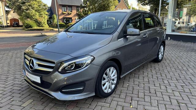 Mercedes-Benz B-KLASSE 180 Ambition | Eerste eigenaar | Volledig MB onderhouden | Trekhaak |
