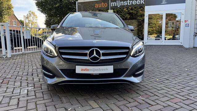 Mercedes-Benz B-KLASSE 180 Ambition | Eerste eigenaar | Volledig MB onderhouden | Trekhaak |