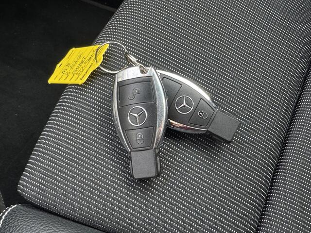 Mercedes-Benz B-KLASSE 180 Ambition | Nieuw Binnen! | Automaat | Half leer | Camera