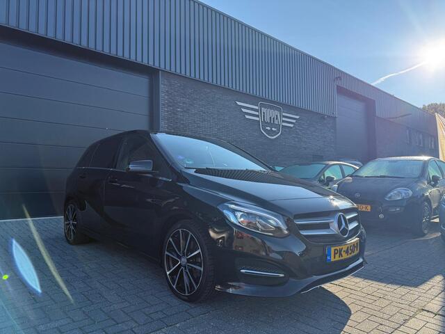 Mercedes-Benz B-KLASSE 180 Activity Edition | 12MND GARANTIE | AUTOMAAT | NAVI | LED | LEDER | NL-AUTO |