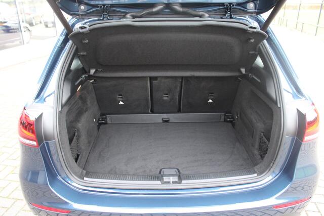 Mercedes-Benz B-KLASSE 160 Style Camera/Led/Dealer onderhoud/N.A.P.