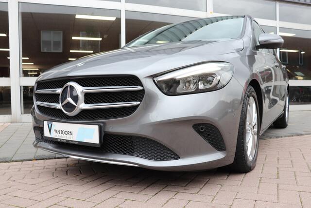 Mercedes-Benz B-KLASSE 250 Premium Plus. Automaat. Wegklapbare trekhaak/ navigatie