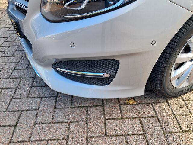 Mercedes-Benz B-KLASSE 180 Ambition Automaat met 20.409 km !!!!! | Clima | Cruise control | Navigatie | LM Velgen | Michelin Cross Climate banden | RIJKLAARPRIJS INCL 12 MAANDEN GARANTIE EN BEURT