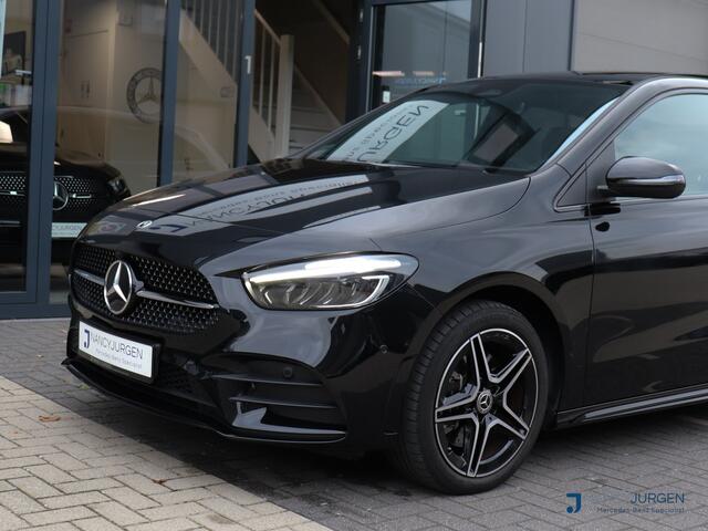 Mercedes-Benz B-KLASSE 250 e AMG | 8G Aut. | Pano | Camera | MBUX High End | Ambiente Light | Apple Car Play/ Android Auto | Keyless Go | Advanced Plus Pakket | Parkeer Pakket |