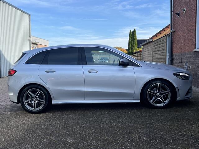Mercedes-Benz B-KLASSE 180 Business Solution AMG | NW STAAT | FULL LED | CAMERA | ELEKT KOFFER |